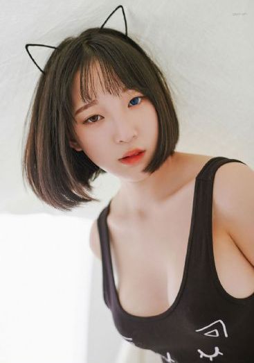 午也性爱一区二区_粤语中字在线观看
