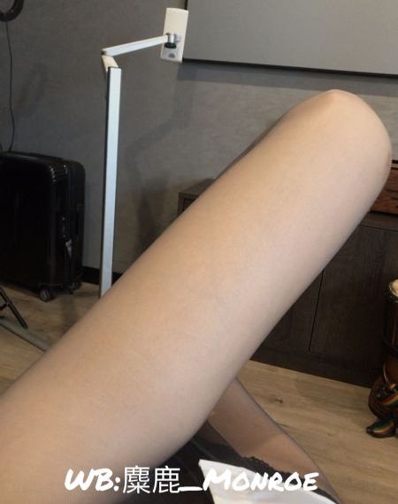 美女脱得一光二净的全身视频_BD在线视频播放