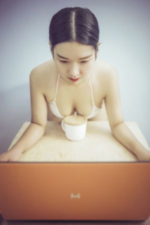 涩涩老司机_BD英语免费高清观看
