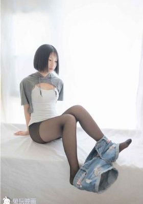 四美女玩一个男人_剧情片动漫免费观看