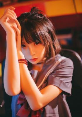 日本公交车上啪啪啪_手机免费播放动漫
