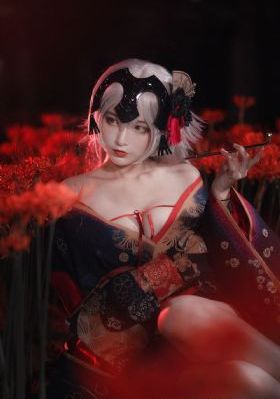 美女脱免费看裆秘_BD英语超清在线观看